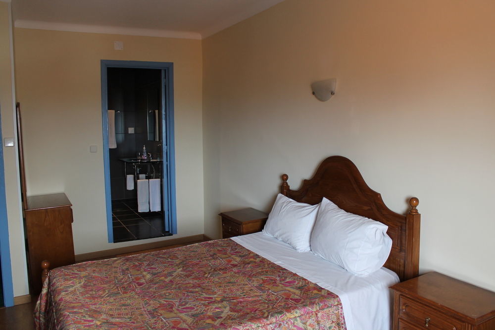 Guest House Henrique VIII OOporto Exteriör bild