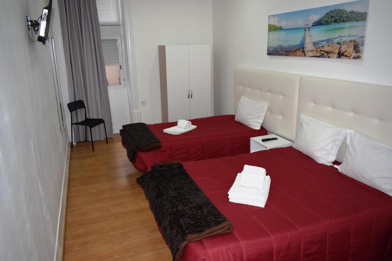 Guest House Henrique VIII OOporto Exteriör bild